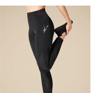 CW-X Compression Leggings. Size XS